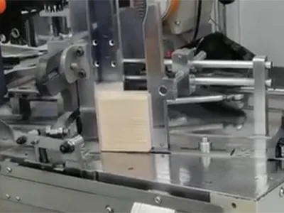 Cụm định vị & cấp thẻ